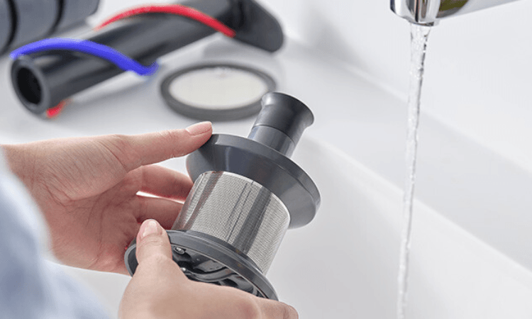 How to Maintain Your Handheld Vacuum-image
